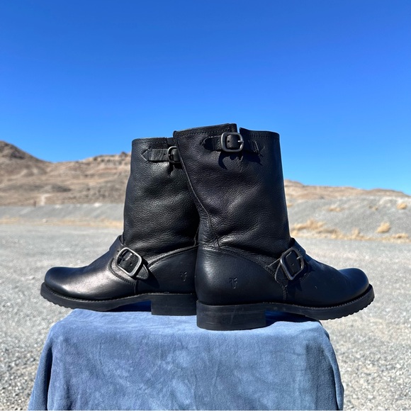 FRYE VERONICA SHORT Boot -Black with Silver Hardware - Picture 5 of 15